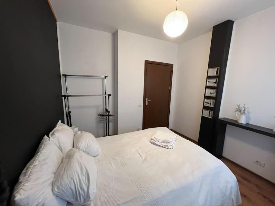 Inc Apartment In Villa Бухарест Екстер'єр фото
